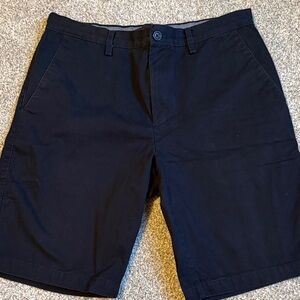Banana Republic Men's Navy 11" EMERSON Straight fit Stretch Shorts
